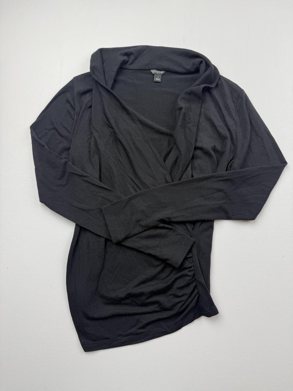Ann Taylor Blouse Womens M Black V Neck Long Sleeve Surplice Jersey Tunic Top